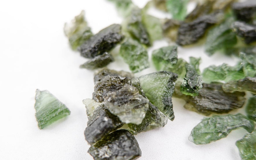 Everything you SHOULD know about Moldavite - Crystal & Stone