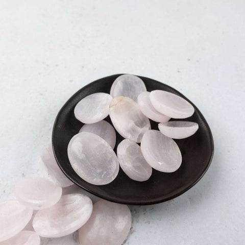 Mangano Calcite Worry Stone