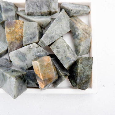 Labradorite Freeform - Crystal & Stone